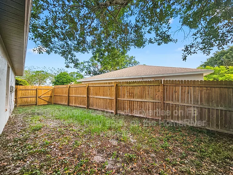 2682 Rachel Ct — Photo 19
