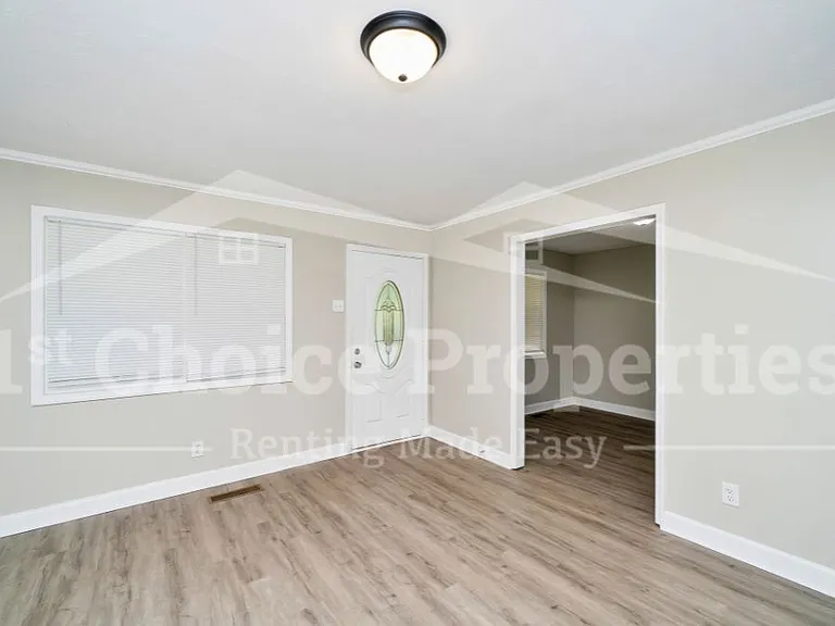 1578 Cunningham Dr — Photo 5
