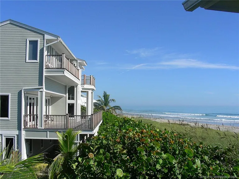 1871 NE Ocean Blvd #MAIN HOUSE — Photo 23