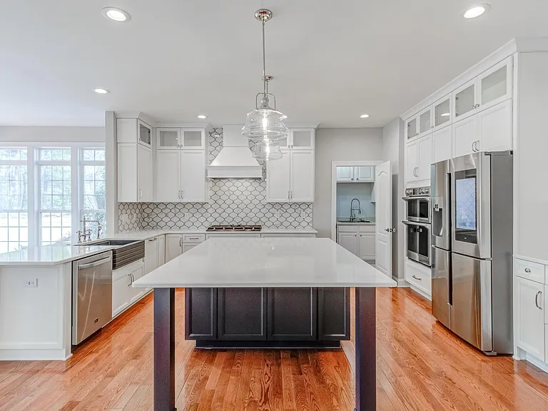 2041 Jadewood Dr — Photo 26