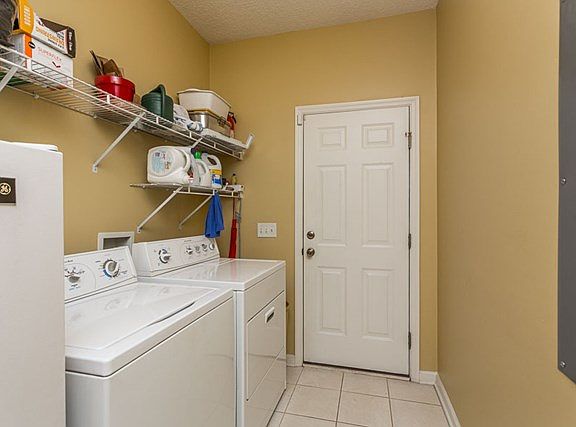 4th image of 140 Baywood Cir