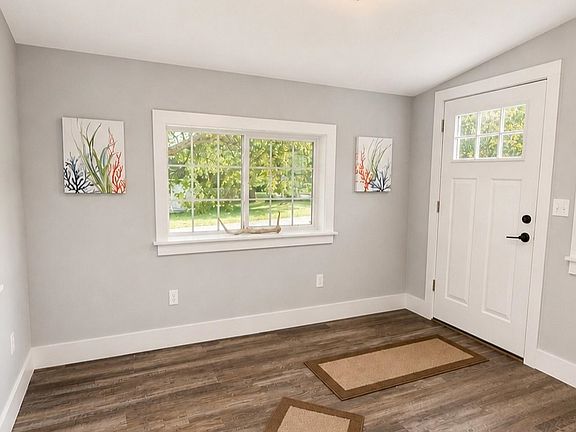 5th image of 135 Harrington Avenue