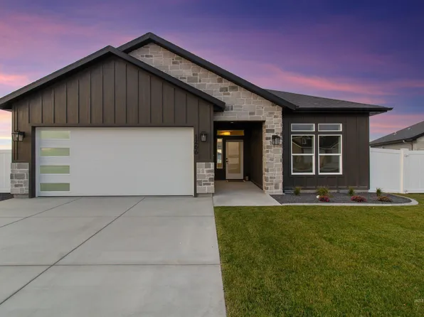 1266 Crestview Dr, Twin Falls, ID 83301