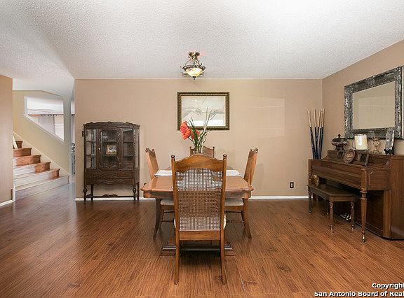 5th image of 8430 Laurel Bnd