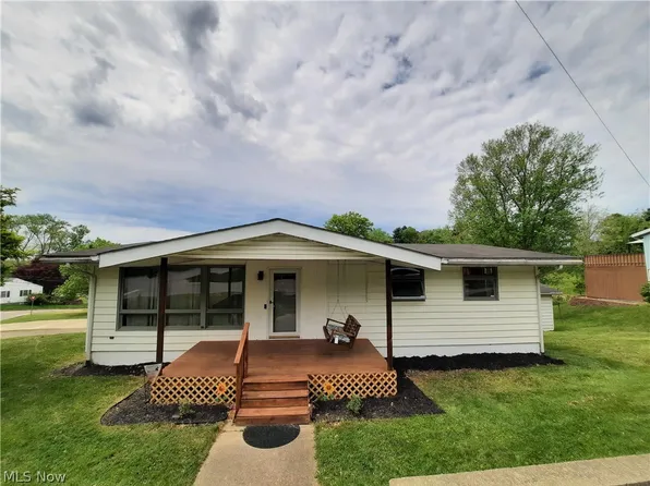 501 Avon Dr, Cambridge, OH 43725