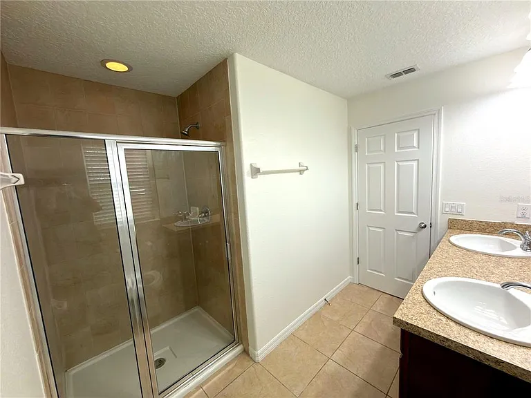 1036 Laurel Ridge Ln — Photo 14
