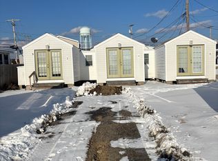 8A Page Ln, Hampton, NH 03842