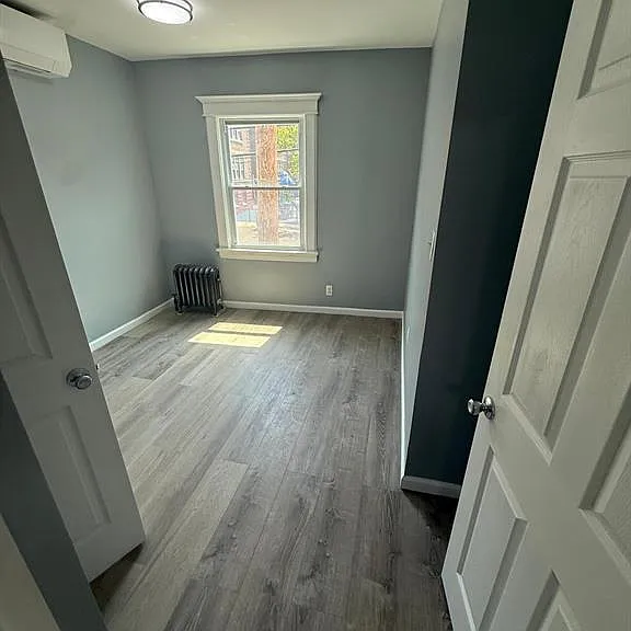621 Grove St — Photo 6