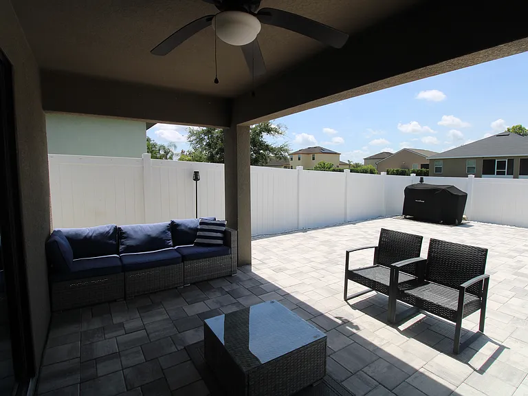 600 Swallowtail Dr — Photo 24
