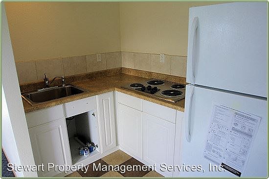 4th image of 5428 N Hills Dr