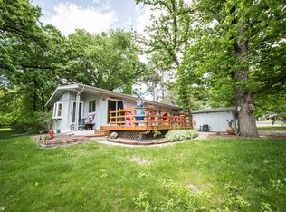 15260 Bashford Ave, Clear Lake, IA 50428