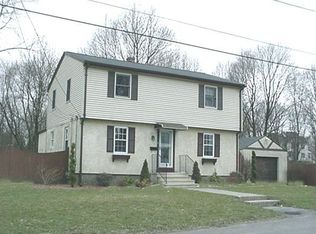 11 Charlesmere Rd, Billerica, MA 01821