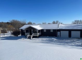 31743 Henke Rd, Elk Point, SD 57025