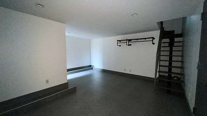 Rented by Corcoran | media 35