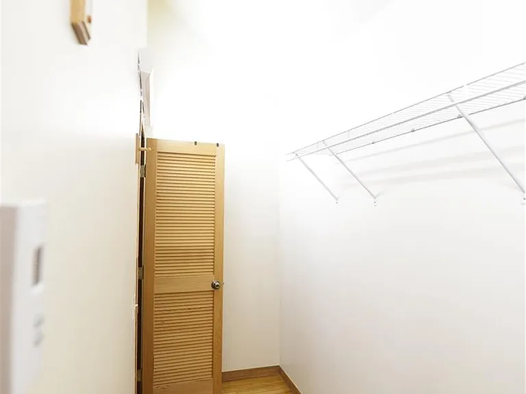 1940 Virginia St #5 — Photo 6