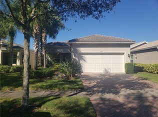 15841 Cobble Mill Dr, Wimauma, FL 33598