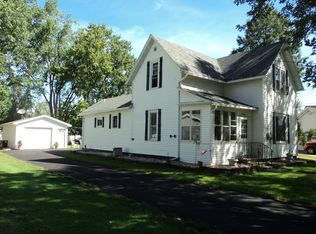 W7714 East Ave, Shiocton, WI 54170