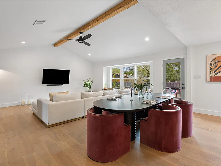 3808 Leafield Dr — Photo 8