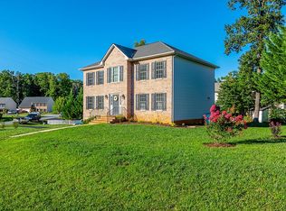 1028 Woods End Ln, Forest, VA 24551