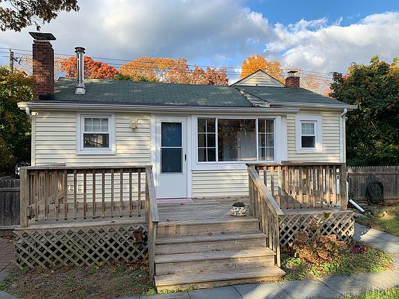 3rd image of 53 King St
