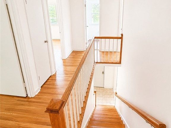 4th image of 10250 Epsilon Rd