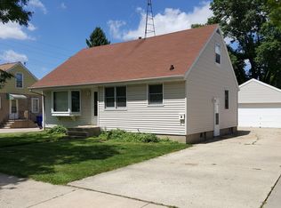 408 E Wilson Ave, Appleton, WI 54915
