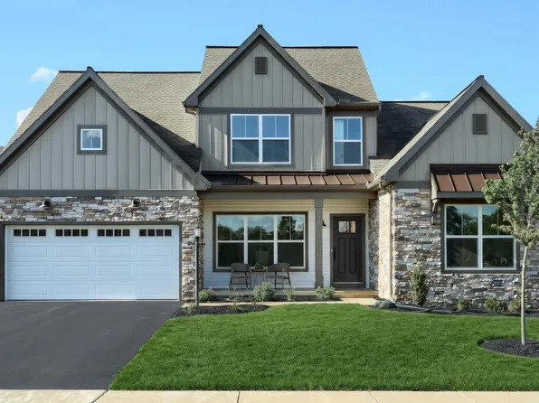 2236 S Autumn Chase Dr, Mechanicsburg, PA 17055