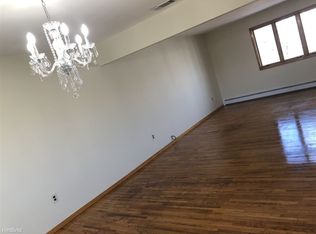 21 Pleasant Ave, Clifton, NJ 07013