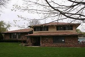2nd image of 205 N Lennox St