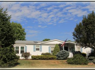 100 Deerfield Dr, Souderton, PA 18964