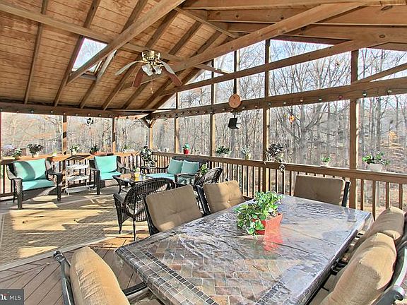 5th image of 5935 Burnside Landing Dr