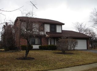 1420 Spinnaker Ln, Hanover Park, IL 60133