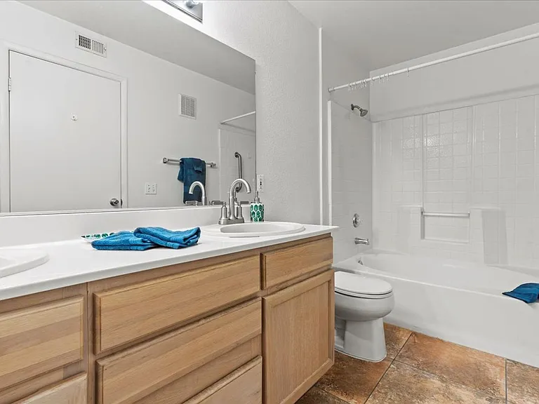 3145 Casey Dr #201 — Photo 15