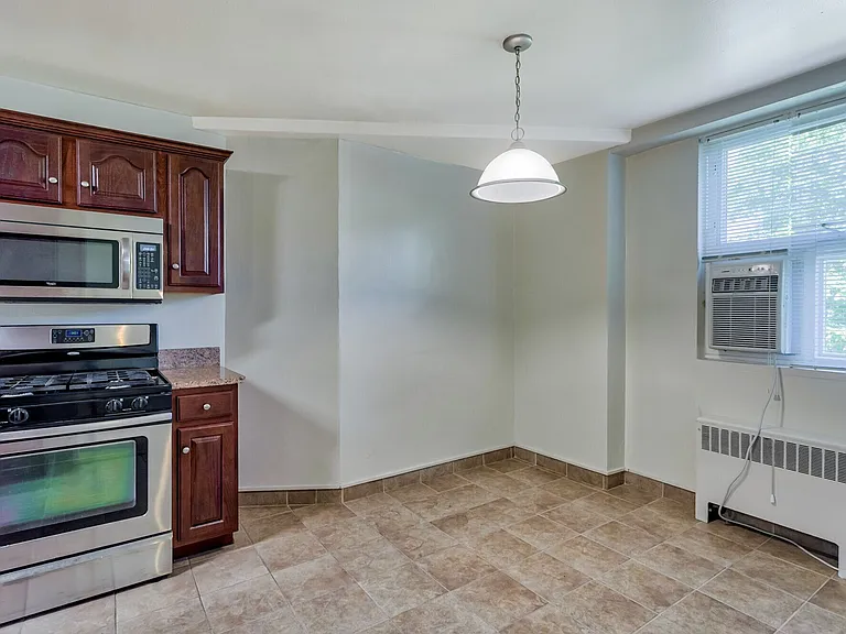 Thomas Wynne Apartments — Photo 74