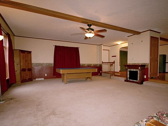 4th image of 91 William Cir