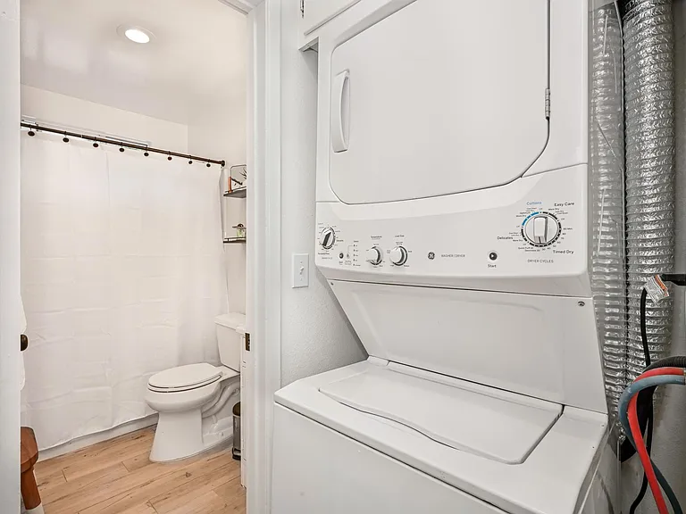 177 Virginia Pl #B — Photo 21