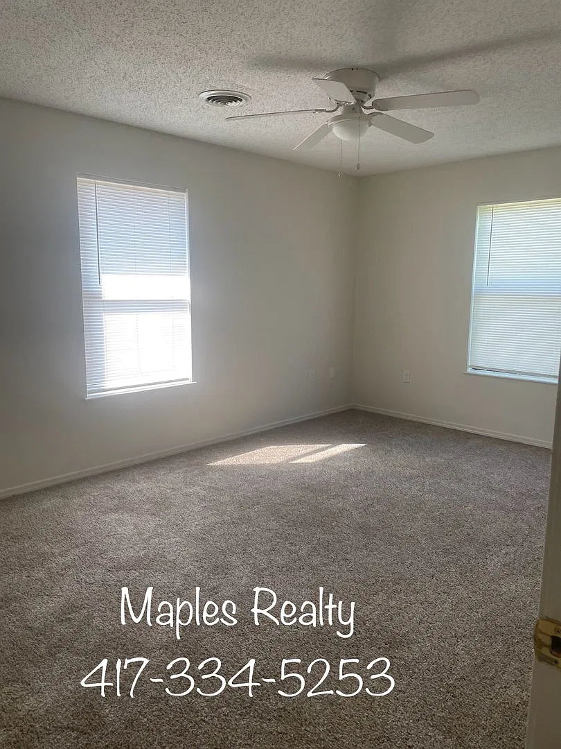 2 Bedroom, 1 Bath Apartment For Lease In Branson, Mo — Photo 3