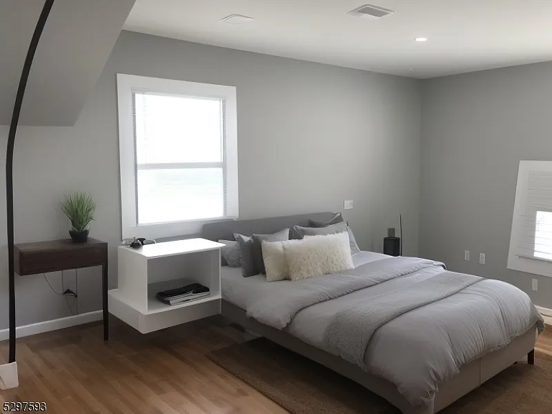 3 bed, 1900 sqft, $3,100 — Photo 3