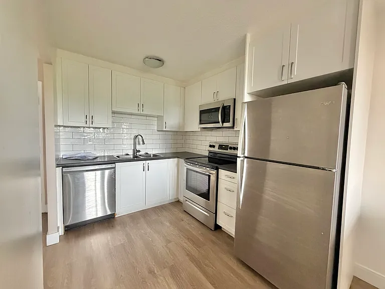 750 Kipps Ln #3 — Photo 13