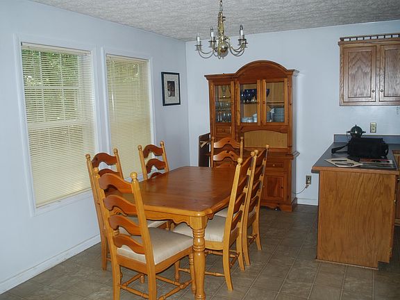 2nd image of 321 Grandwood Blvd
