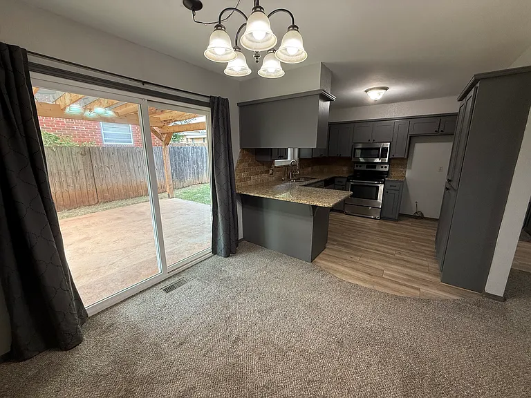 501 Palais Ave — Photo 25