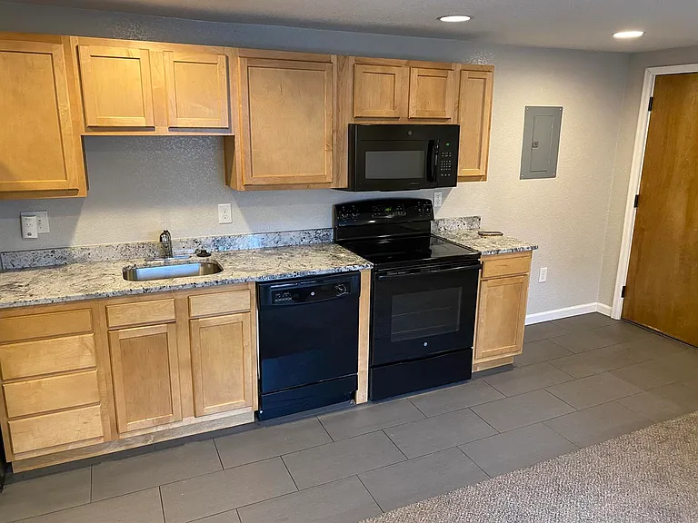 The Pearl Apartments — Photo 8