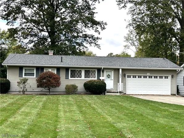 168 Shirley Ln NW, Warren, OH 44483