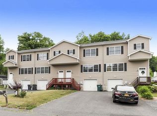 4 Rock Maple Rd, Saugerties, NY 12477