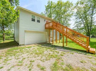 67 Salt Creek Rd, Nashville, IN 47448