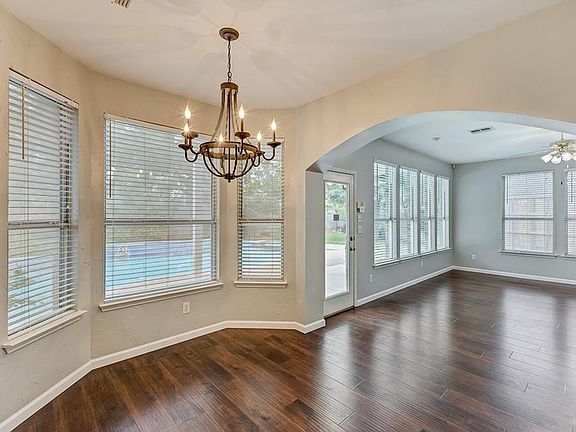 5th image of 6837 Dougal Ave