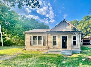 508 W Tishomingo Ave, Sulphur, OK 73086