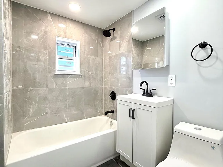 114 Sprague Ave — Photo 14