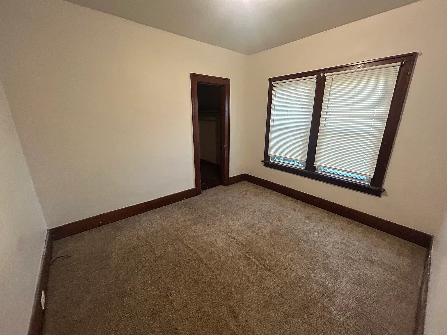 2 bed, $1,400 — Photo 4
