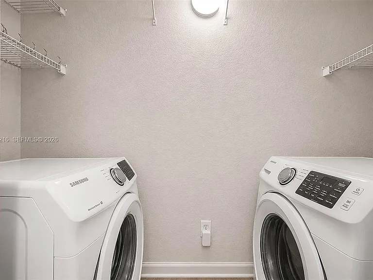 1003 Belmont Ln #1003 — Photo 20